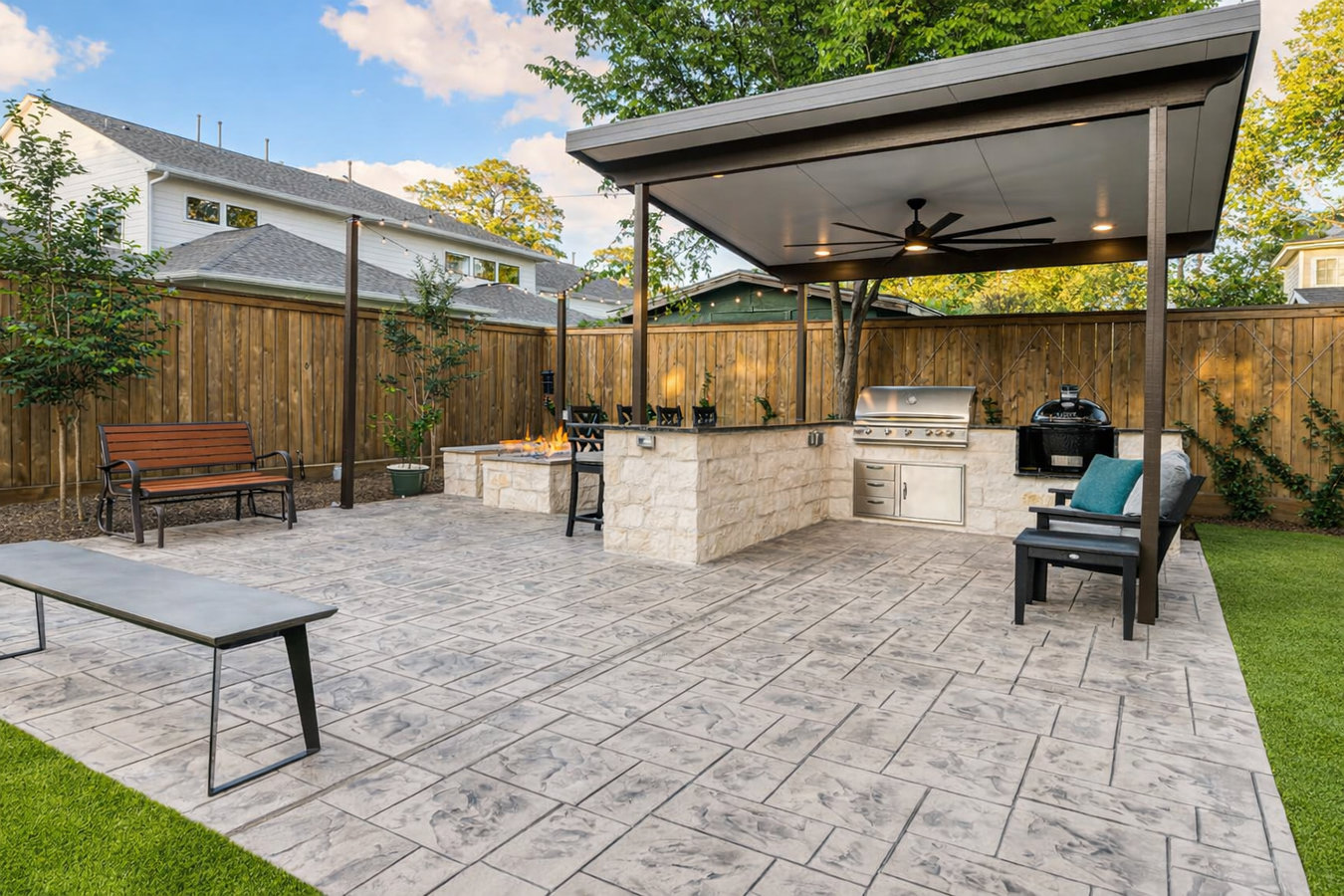 Professional concrete contractor at work in Harlingen, TX